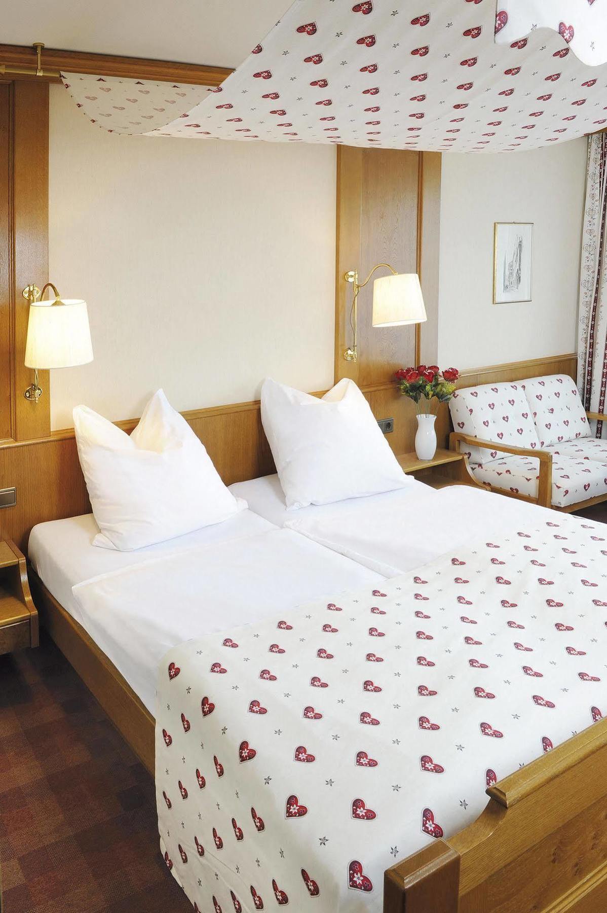 Hotel Bad Stebener Hof מראה חיצוני תמונה